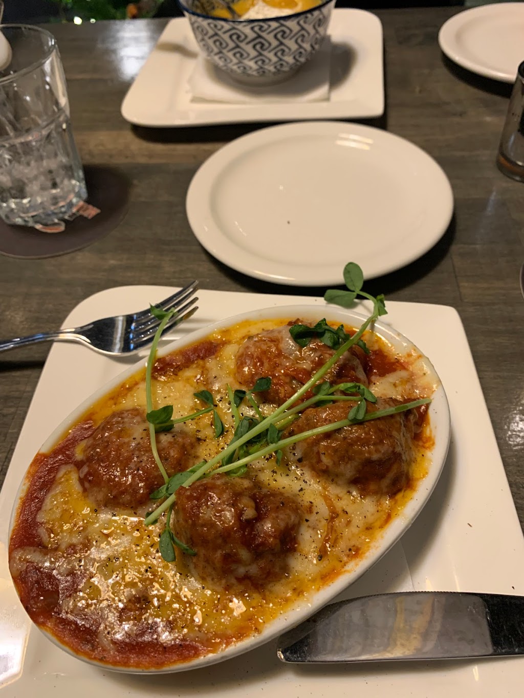 Gnosh at West 5 | 1325 Riverbend Rd, London, ON N6K 0K1, Canada | Phone: (519) 914-6674