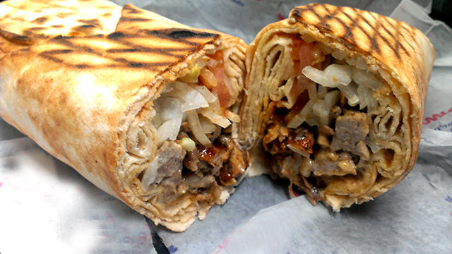 Osmows Shawarma | 400 Scott St, St. Catharines, ON L2N 6T4, Canada | Phone: (905) 935-1234