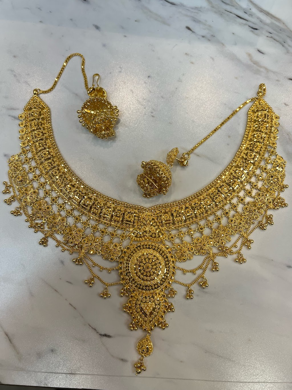 nandika jewellers | 55 Queen St E, Toronto, ON M5C 1R6, Canada | Phone: (437) 777-4437