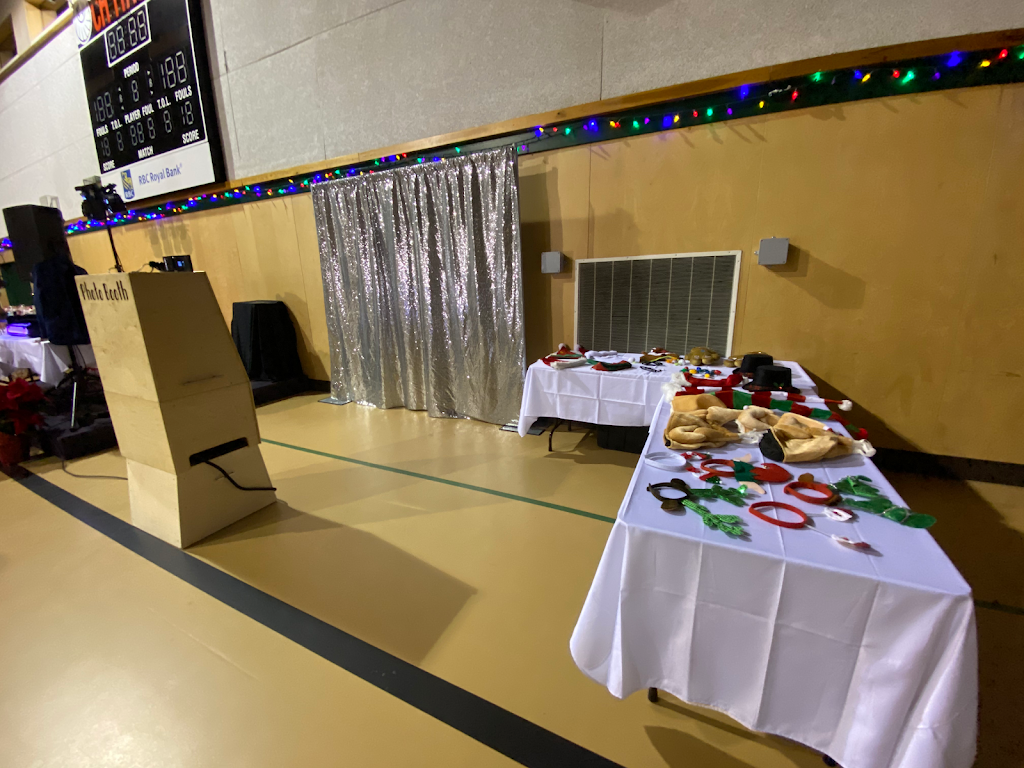 Sound Connections DJ & Photobooth | 35287 Old Yale Rd, Abbotsford, BC V3G 8H7, Canada | Phone: (604) 557-3749