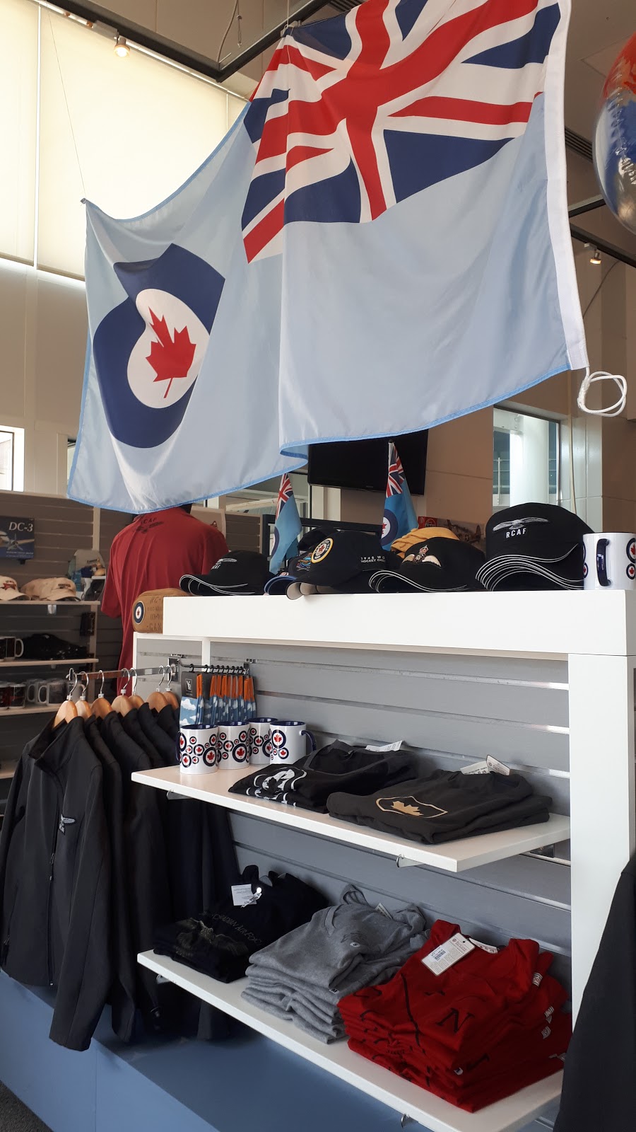 Boutique Aeronautica | 4Y5, 11 Aviation Pkwy, Ottawa, ON K1K 2X5, Canada | Phone: (613) 990-4340