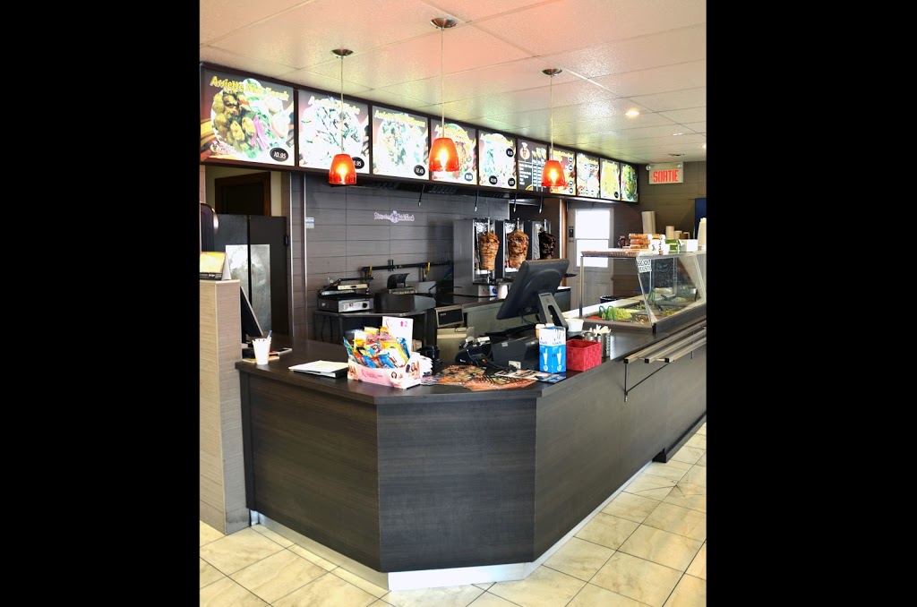 Monsieur Shish-Taouk | 1440 Rue Edmond Guillet, Marieville, QC J3M 1G5, Canada | Phone: (450) 460-2223