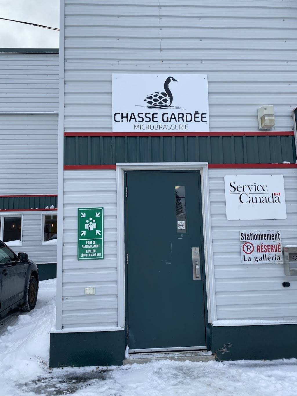 Chasse Gardée - Microbrasserie | 64-C Rue Principale Nord, entrée via, Rue Lèvesque, Sacré-Coeur, QC G0T 1Y0, Canada | Phone: (581) 234-8297