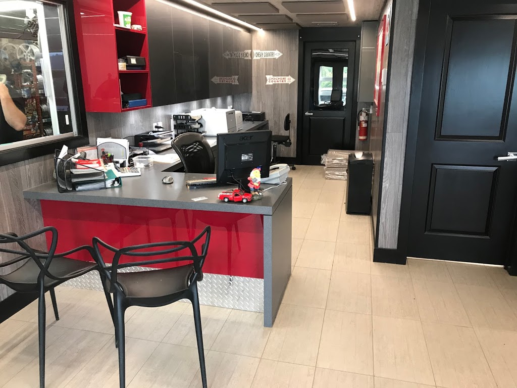 Centre du Pick-Up de beauce | 127 Route du Président Kennedy N, Vallée-Jonction, QC G0S 3J0, Canada | Phone: (877) 524-4281