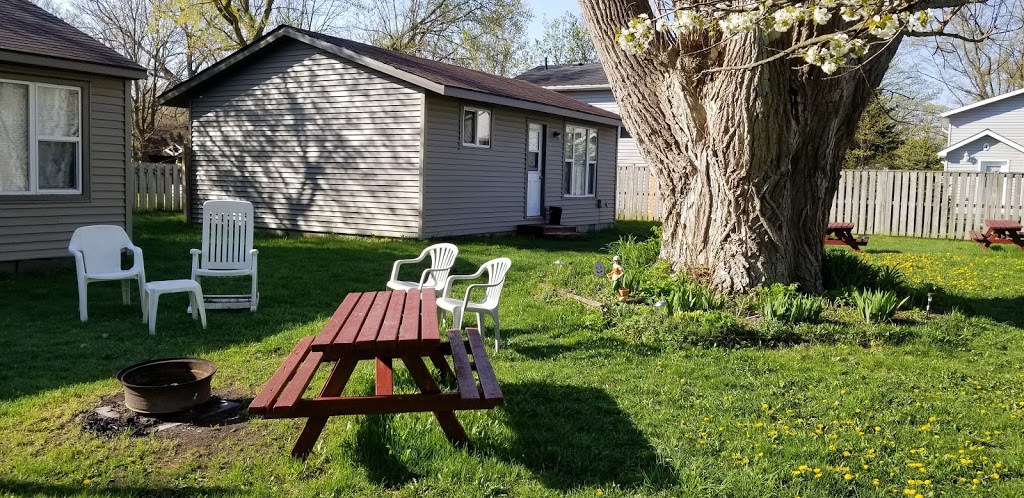 Shady Lane Cottages | lodging | 372 Green St, Port Elgin, ON N0H 2C0, Canada | 5193894346 OR +1 519-389-4346