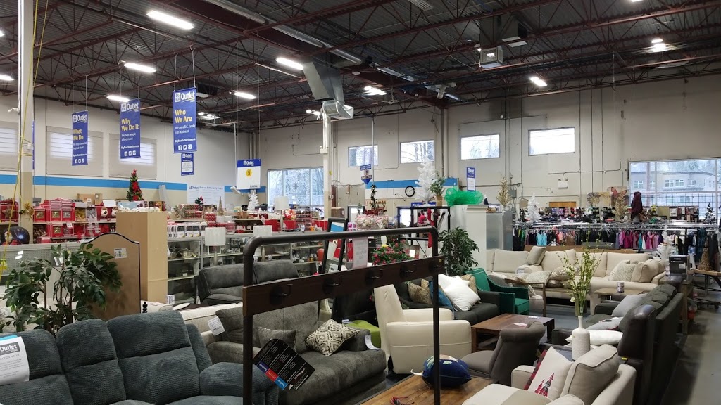 Big Box Outlet Store Abbotsford | 101-1777 Clearbrook Rd, Abbotsford, BC V2T 5X5, Canada | Phone: (604) 756-1932