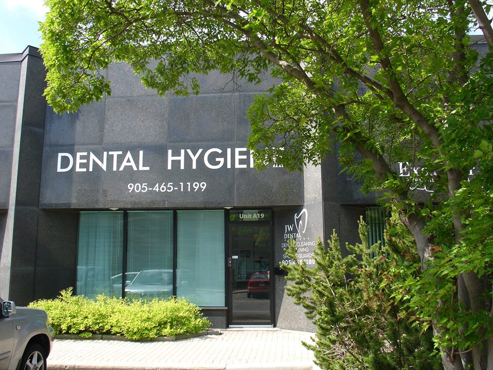 Glen Abbey Smiles Dental Hygiene | 481 North Service Rd W Unit A19, Oakville, ON L6M 2V6, Canada | Phone: (905) 465-1199