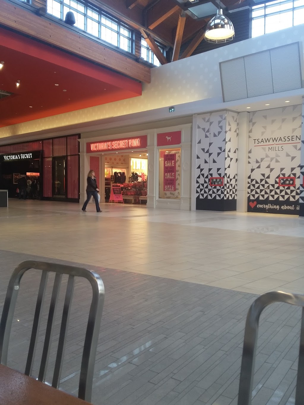 Victorias Secret & PINK | 5000 Canoe Pass Wy #121, Tsawwassen, BC V4M 0B3, Canada | Phone: (604) 948-8542