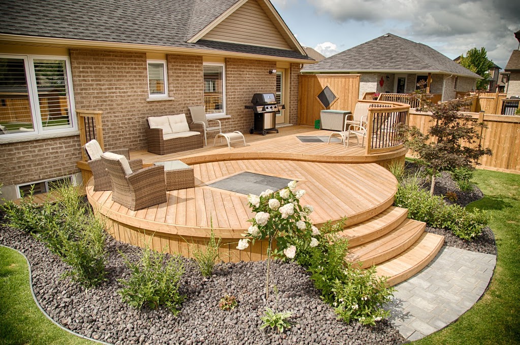 Edwards & Sons Complete Property Maintenance Inc. | 1875 Wharncliffe Rd S Unit 4A, London, ON N6L 1K2, Canada | Phone: (519) 652-0826