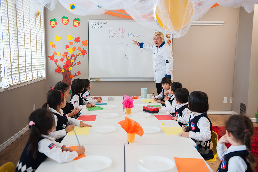 Newbridge Academy 新桥学校 | 1959 152 St #251, Surrey, BC V4A 9E3, Canada | Phone: (778) 291-0110