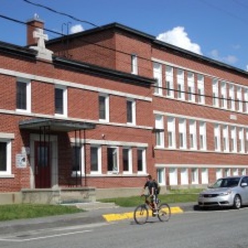 School Sainte Luce | 290 Avenue Montcalm, Disraeli, QC G0N 1E0, Canada | Phone: (418) 449-2591
