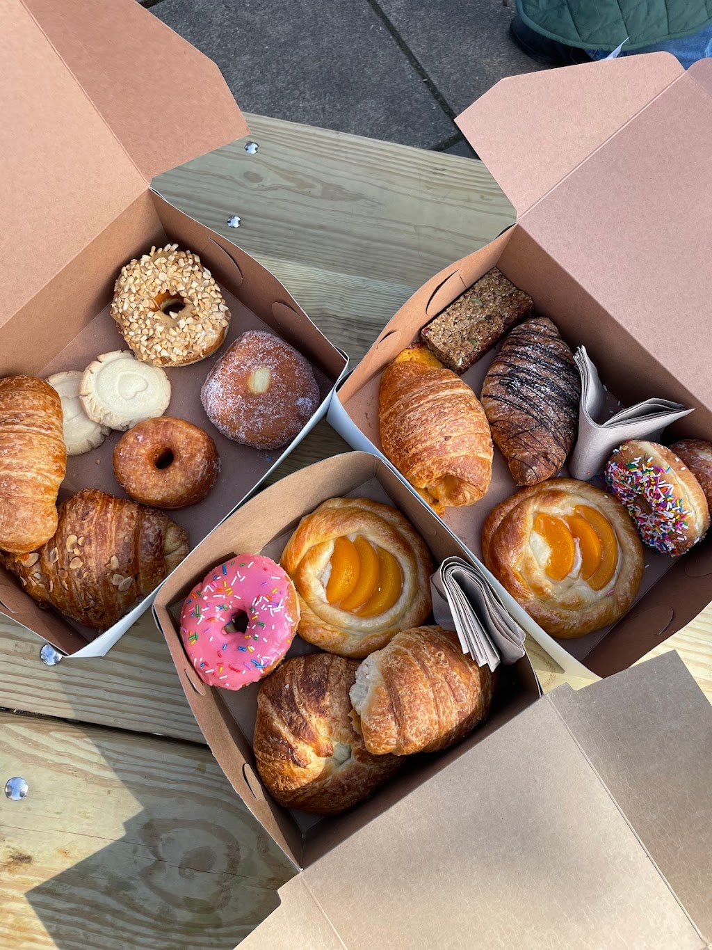 Cumberland Village Bakery | 2747 Dunsmuir Ave, Cumberland, BC V0R 1S0, Canada | Phone: (250) 336-2411