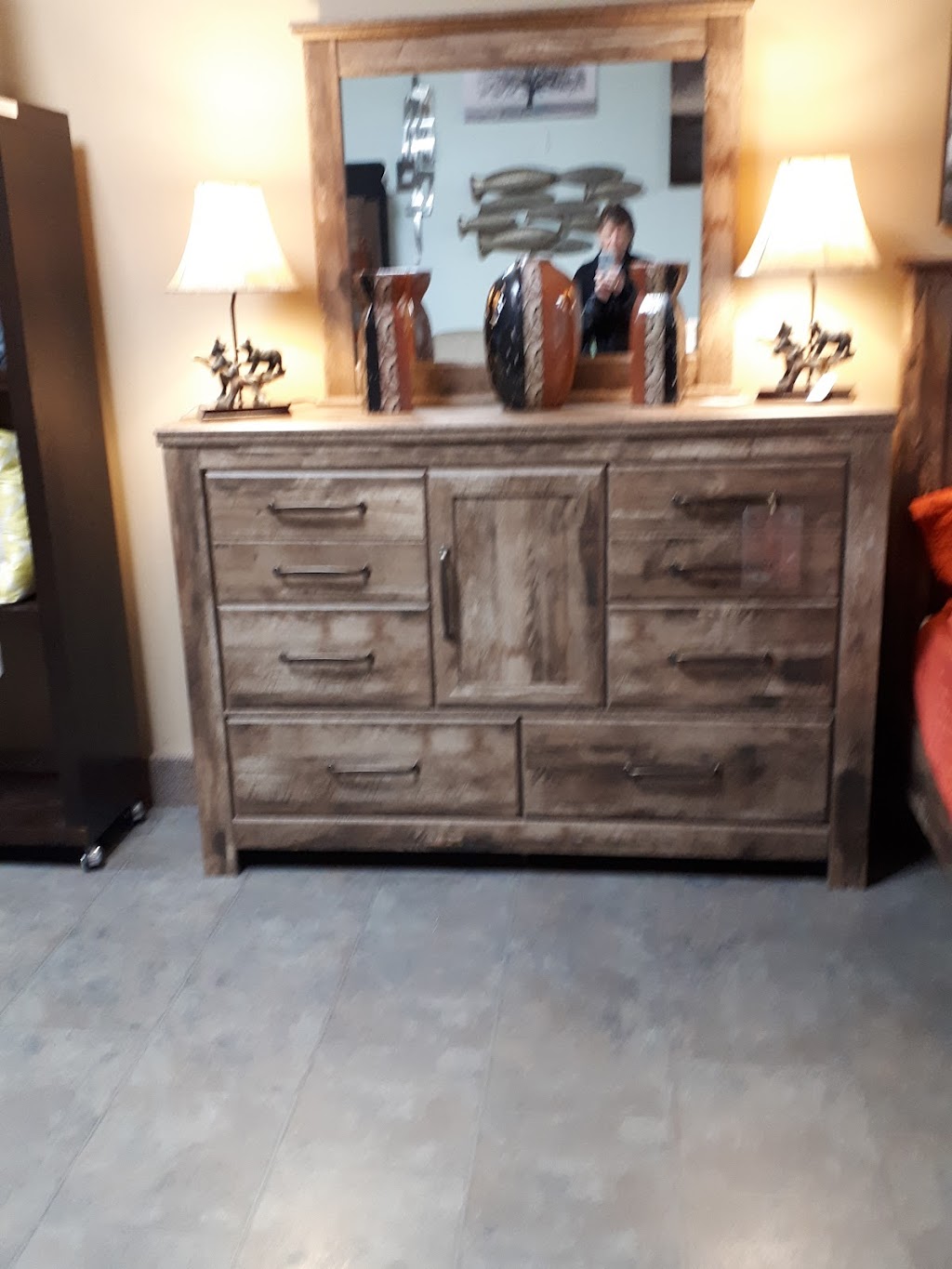 Leons Furniture | 29601 Higway 62 North, Bancroft, ON K0L 1C0, Canada | Phone: (613) 332-1676