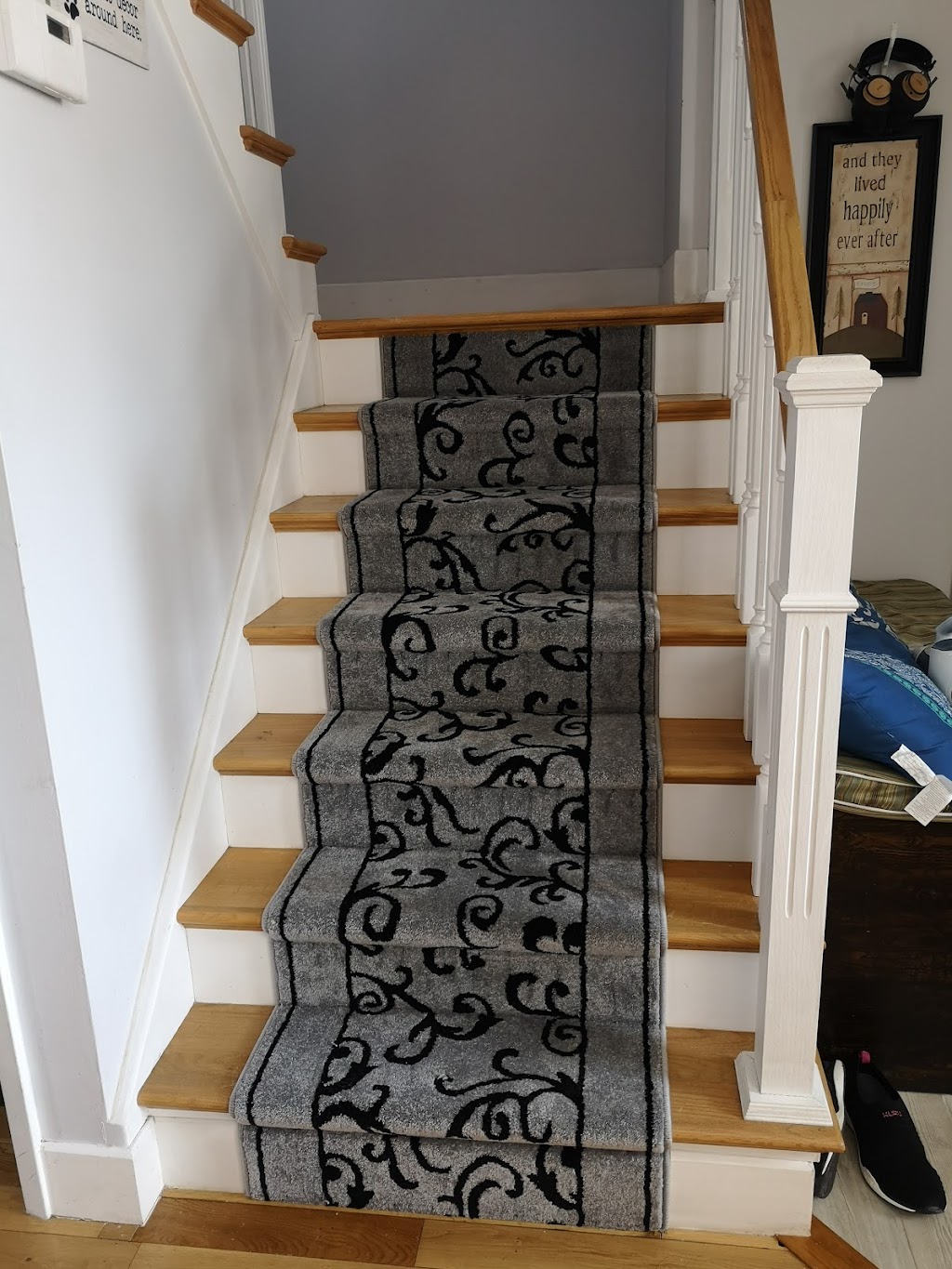 End Of The Roll - Kingston | 550 Gardiners Rd, Kingston, ON K7M 3X9, Canada | Phone: (613) 389-7655
