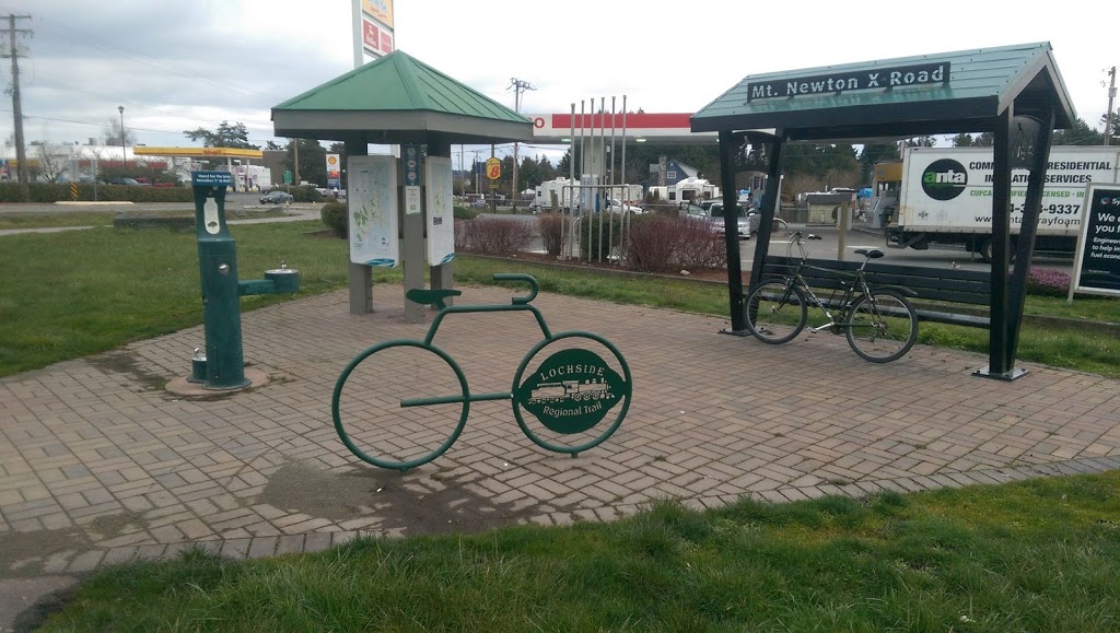 Esso | 2471 Mt Newton Cross Rd, Saanichton, BC V8M 2B7, Canada | Phone: (250) 544-2272