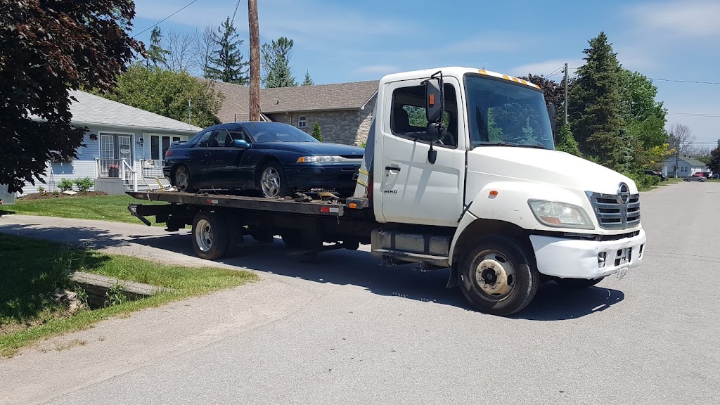 Towing and Scrap Car Removal Vaughan | 19 Asner Ave, Maple, ON L5A 0W6, Canada | Phone: (647) 957-8305