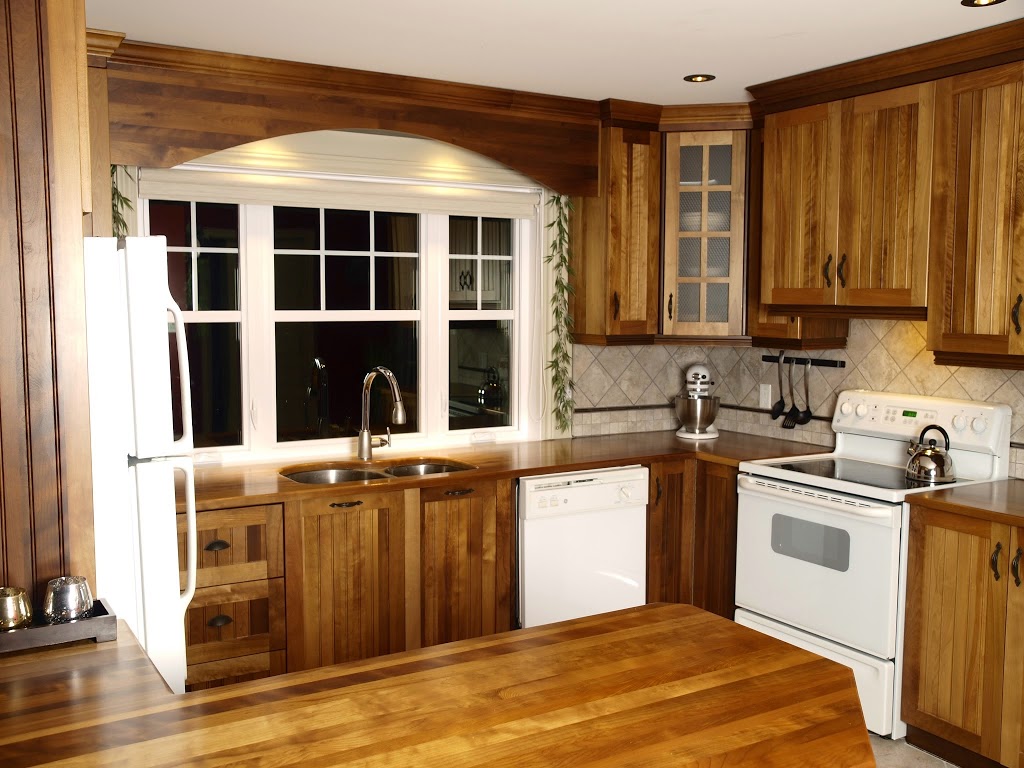 Les meubles Lambert | 1581 Route Principale, Sainte-Anne-du-Sault, QC G0Z 1C0, Canada | Phone: (819) 367-2326