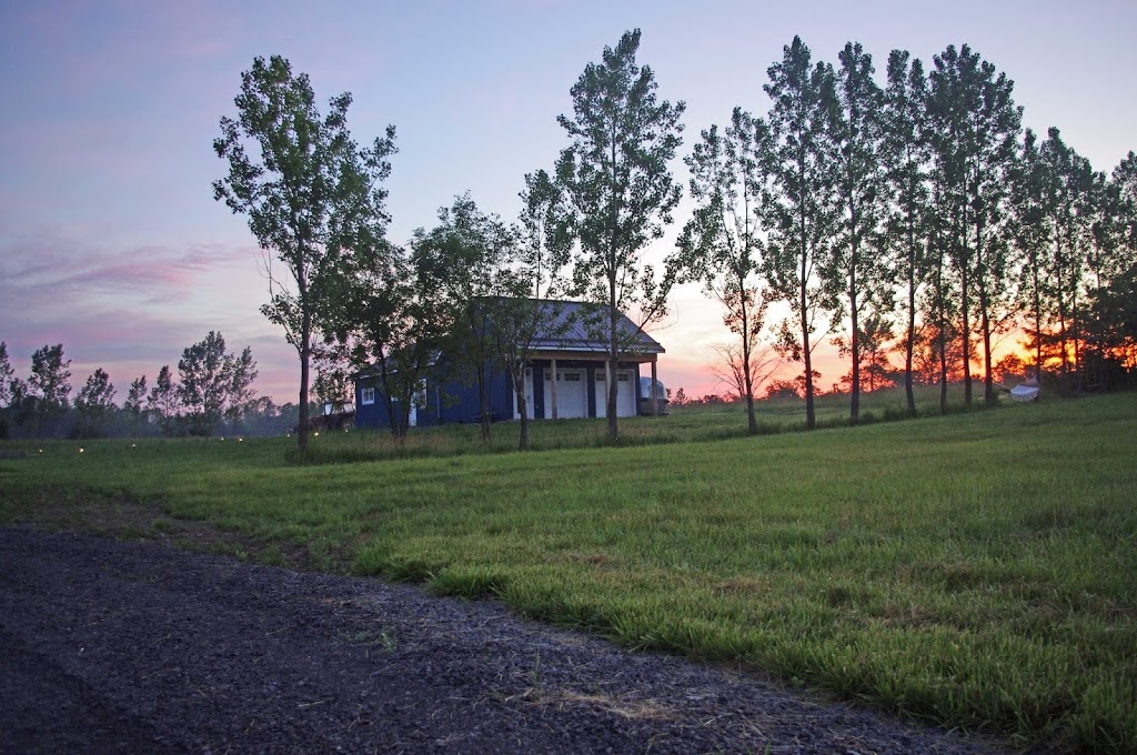 Broken Stone Winery | 524 Closson Rd, Hillier, ON K0K 2J0, Canada | Phone: (343) 600-3993