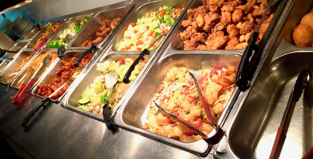 B & T Restaurant | 311 Center St, Langdon, AB T0J 1X1, Canada | Phone: (403) 936-2338