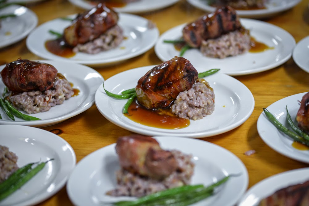 Summum Bistro & Café - La Baie Venue | 810 Rue Mars, La Baie, QC G7B 3N7, Canada | Phone: (418) 544-0000