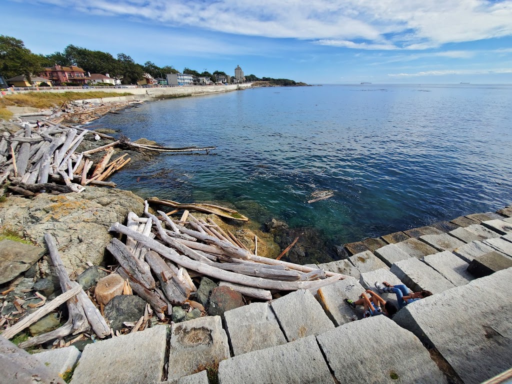 Ogden Point Sundial | 211 Dallas Rd, Victoria, BC V8V 1A1, Canada | Phone: (250) 386-1321