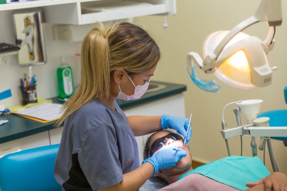 Smileton Dental | 860 N Park Dr #8, Brampton, ON L6S 4N5, Canada | Phone: (905) 459-8898