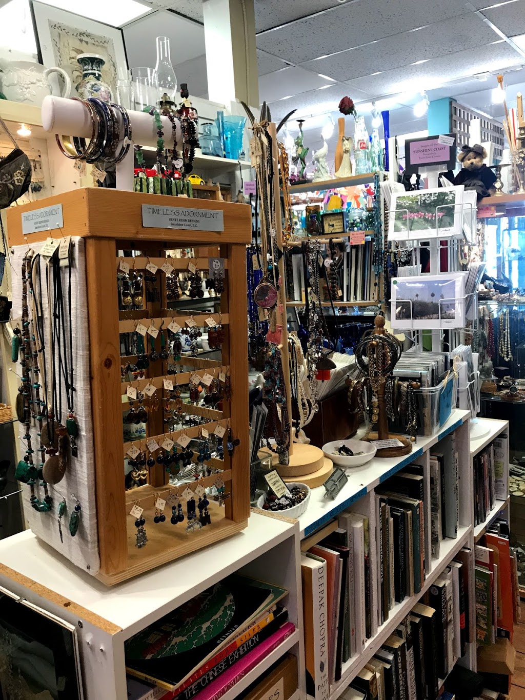 Mosaic Marketplace | 4780 Sunshine Coast Hwy, Davis Bay, BC V0N 3A2, Canada | Phone: (604) 740-8140