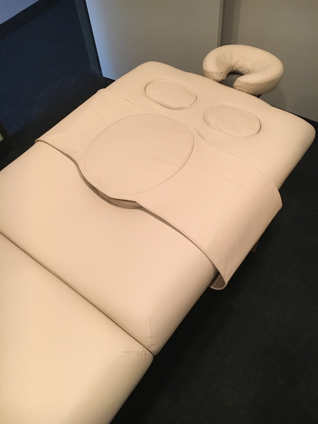 Massage on 194th | 803 Chaparral Dr SE #228, Calgary, AB T2X 0E5, Canada | Phone: (403) 873-9555