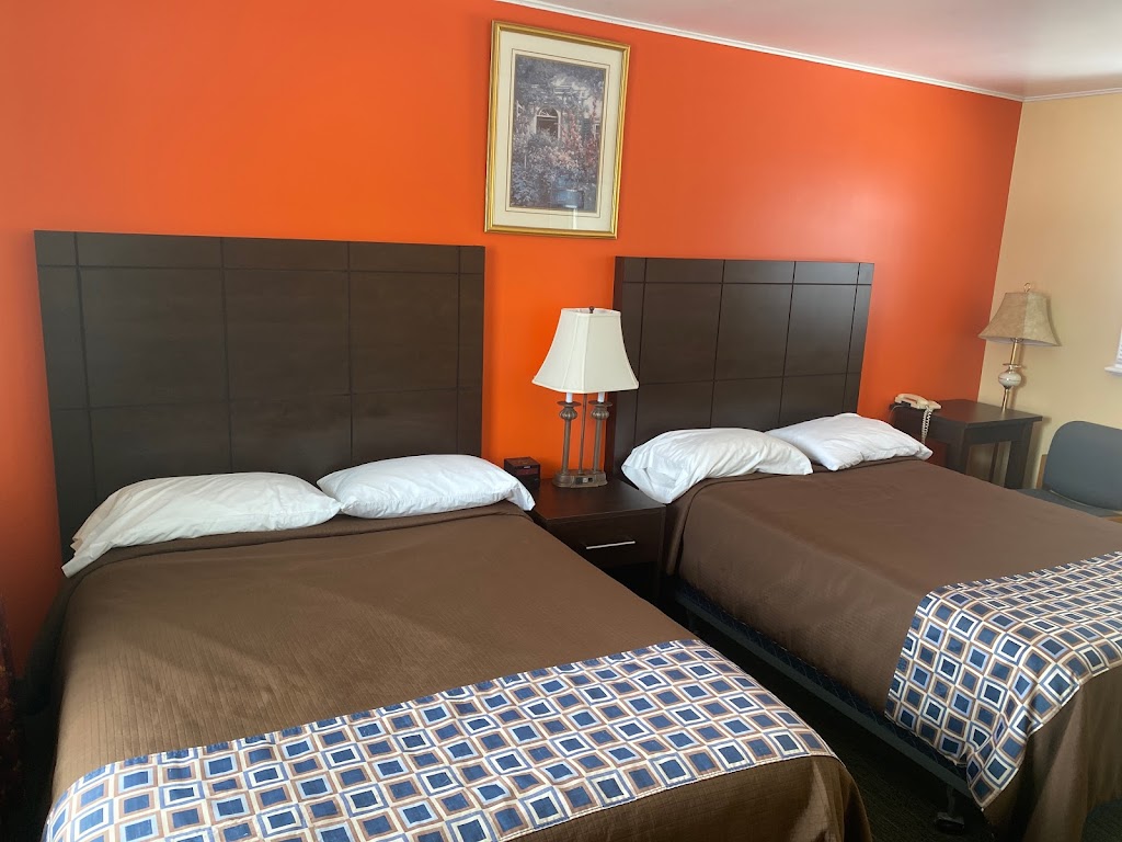 All Seasons Motel | 760 Goderich St, Port Elgin, ON N0H 2C3, Canada | Phone: (519) 389-2244