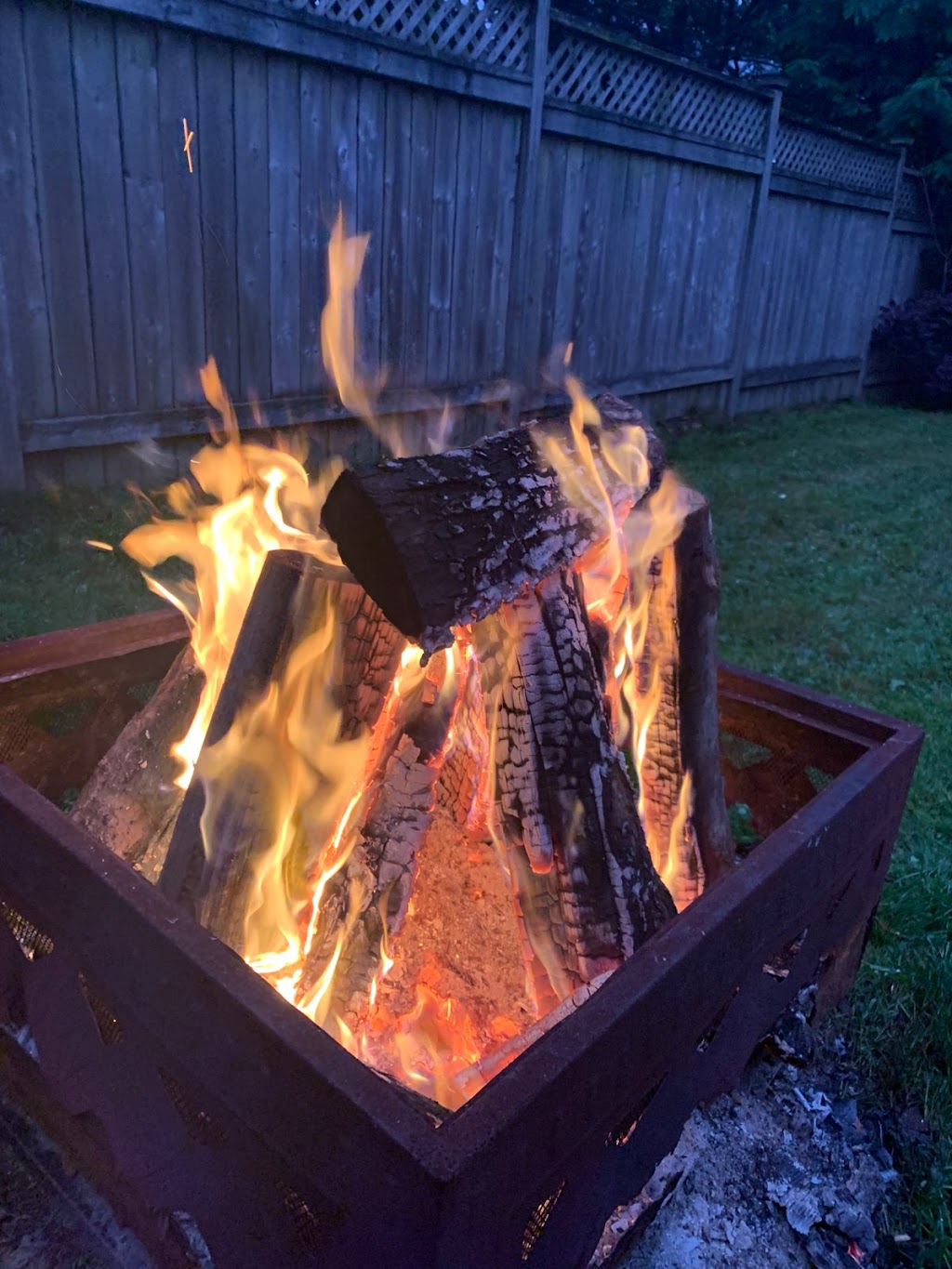 SAM Firewood | 398 Pockwock Rd, Upper Hammonds Plains, NS B4B 1N7, Canada | Phone: (902) 864-4650
