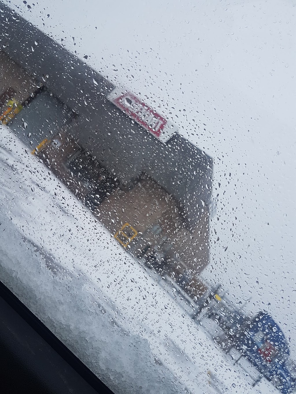Roofmart | 2624 Royal Windsor Dr #9, Mississauga, ON L5J 1K7, Canada | Phone: (905) 822-2377