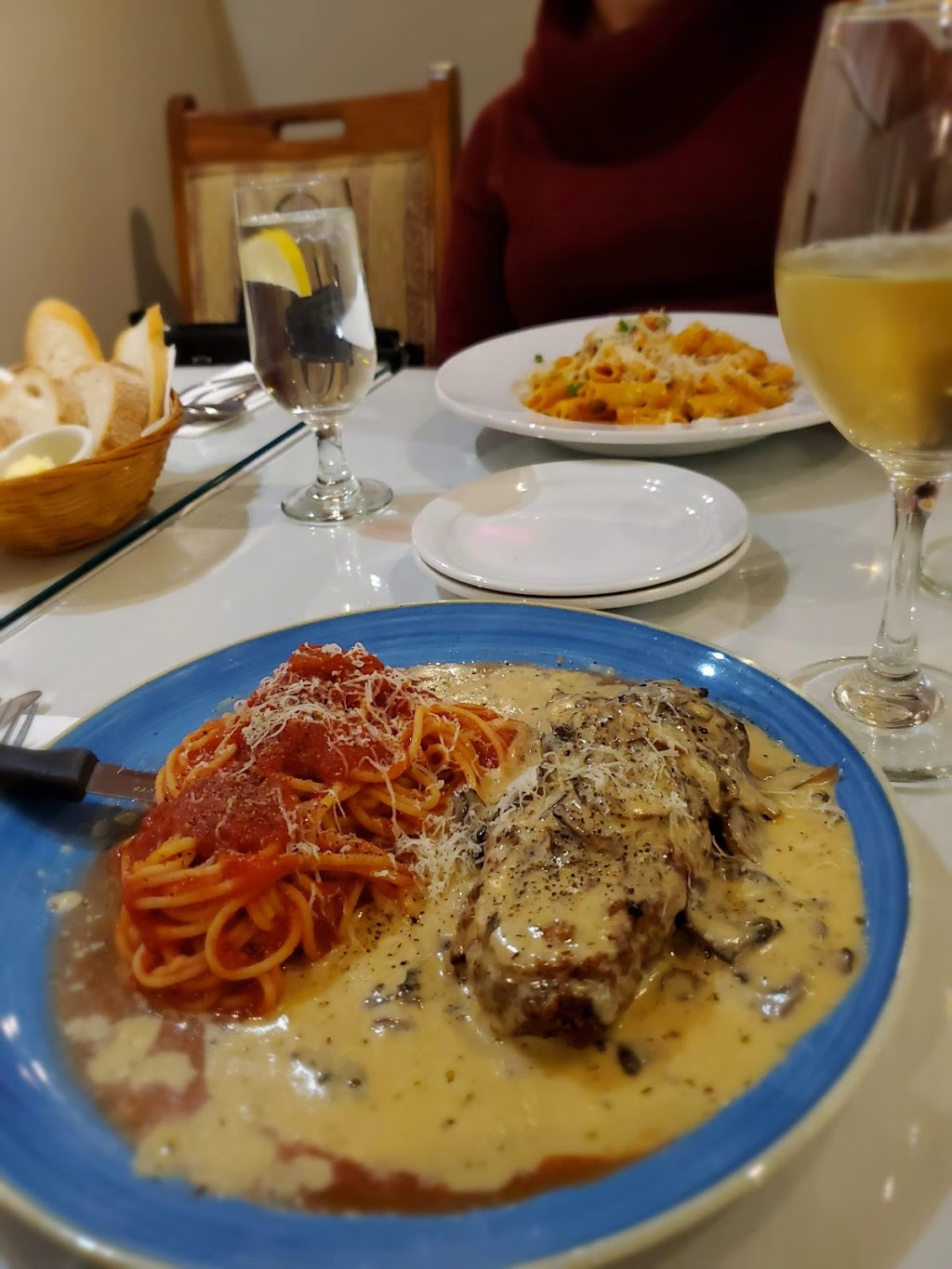 Marcianos Pasta Cafe | 5 Mill St S, Waterdown, ON L0R 2H5, Canada | Phone: (905) 689-6333