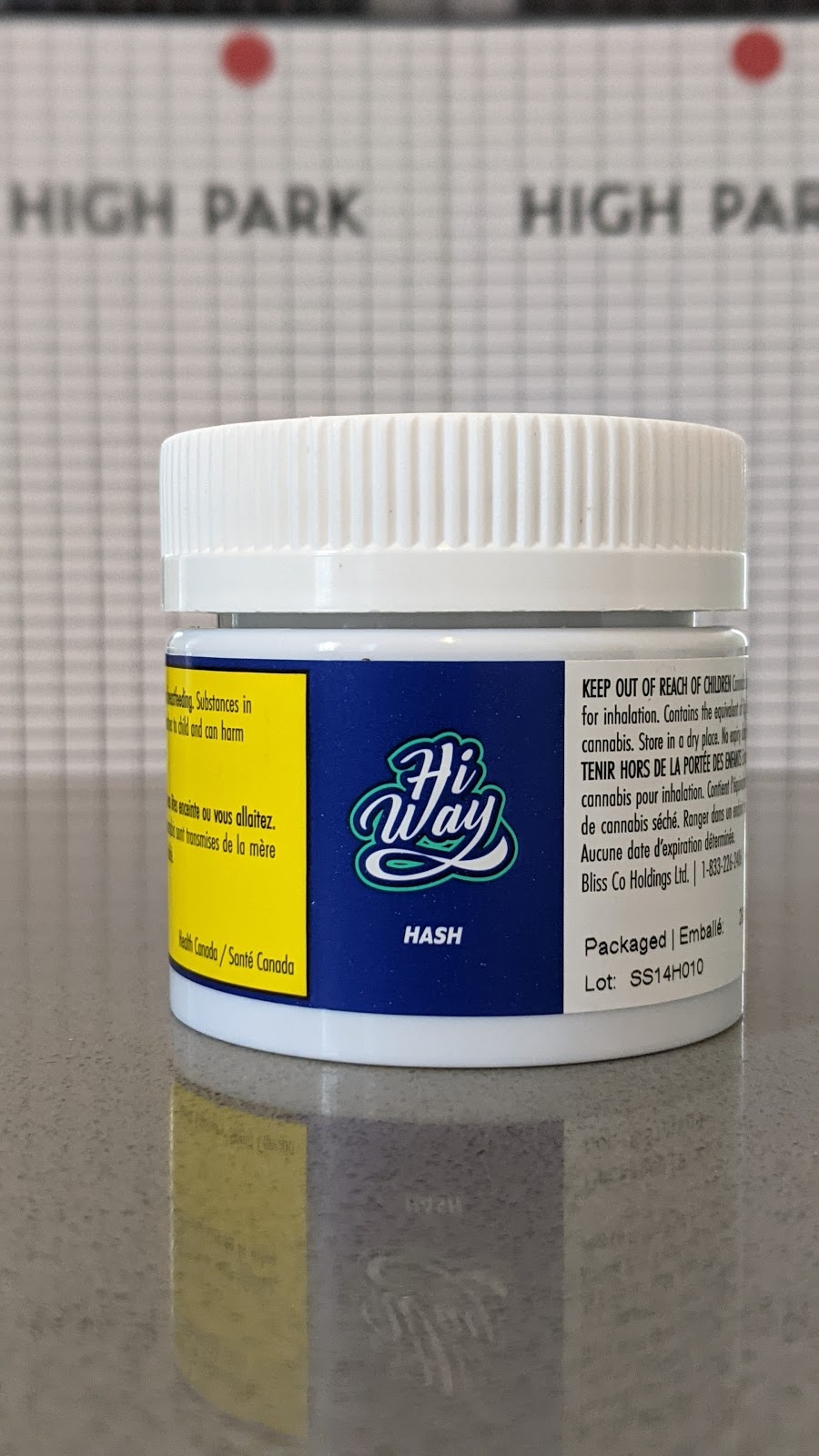 High Park Cannabis Co. | 3064 Dundas St W, Toronto, ON M6P 1Z7, Canada | Phone: (416) 604-3673