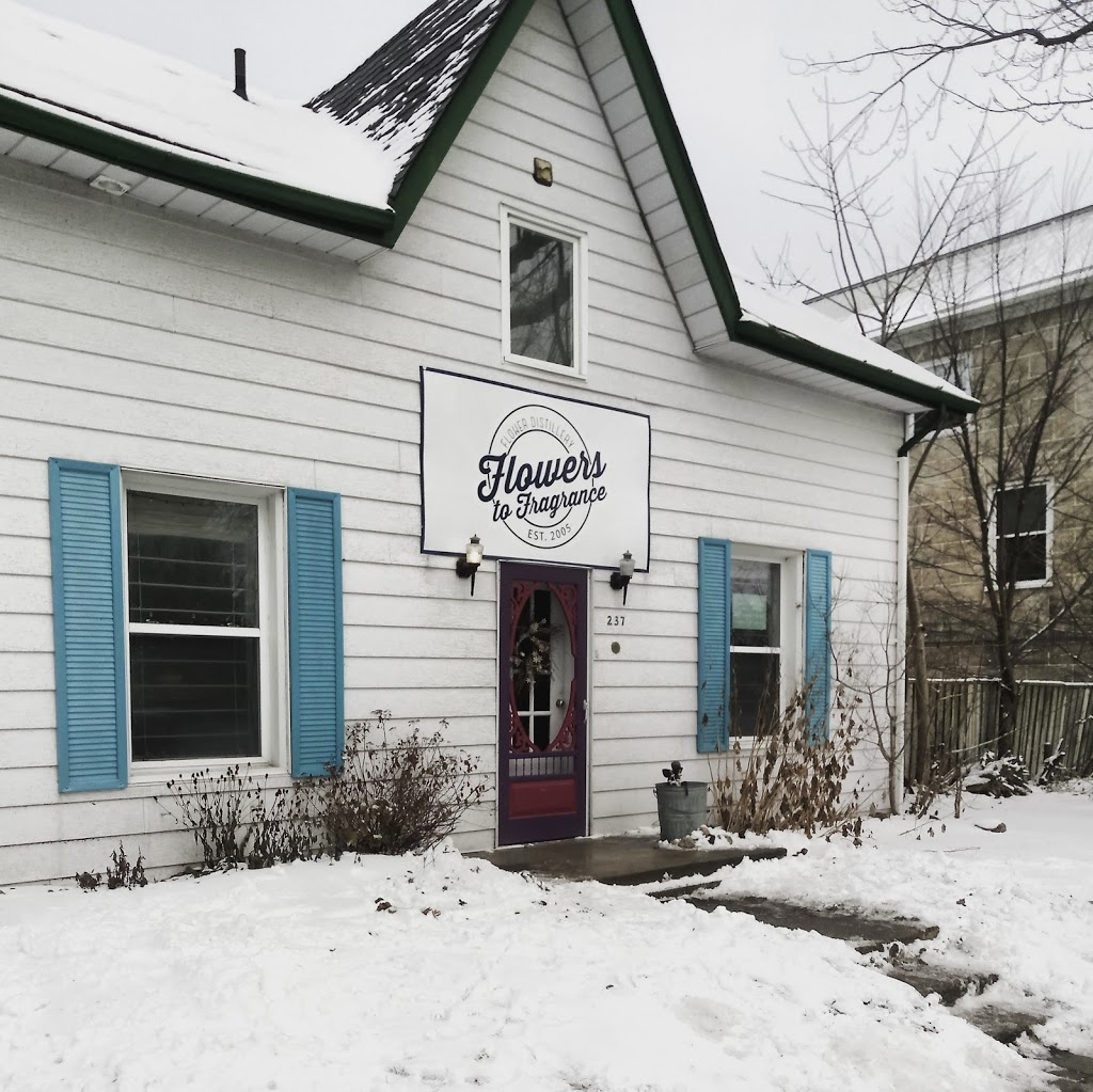 Flowers to Fragrance | 237 Geddes St, Elora, ON N0B 1S0, Canada | Phone: (519) 261-0121