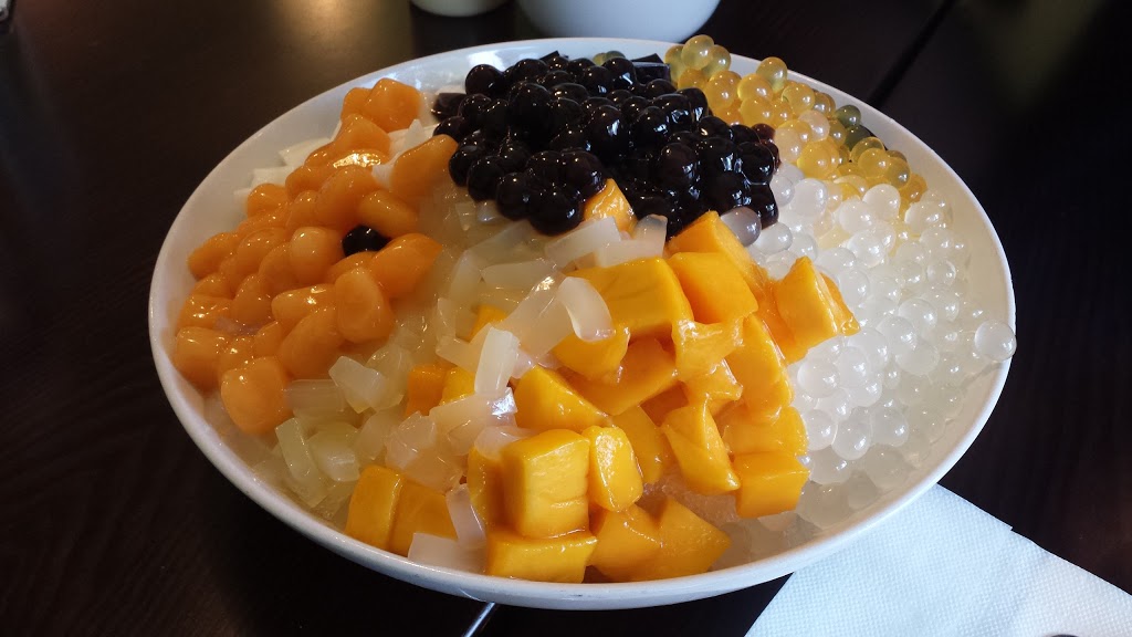 Icy Bar Knight 利源冰店 | 1475 Kingsway, Vancouver, BC V5N 2R6, Canada | Phone: (778) 379-8288