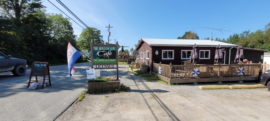 Hollow Log Café | 9902 Nova Scotia Trunk 8, Caledonia, NS B0T 1B0, Canada | Phone: (902) 682-2086