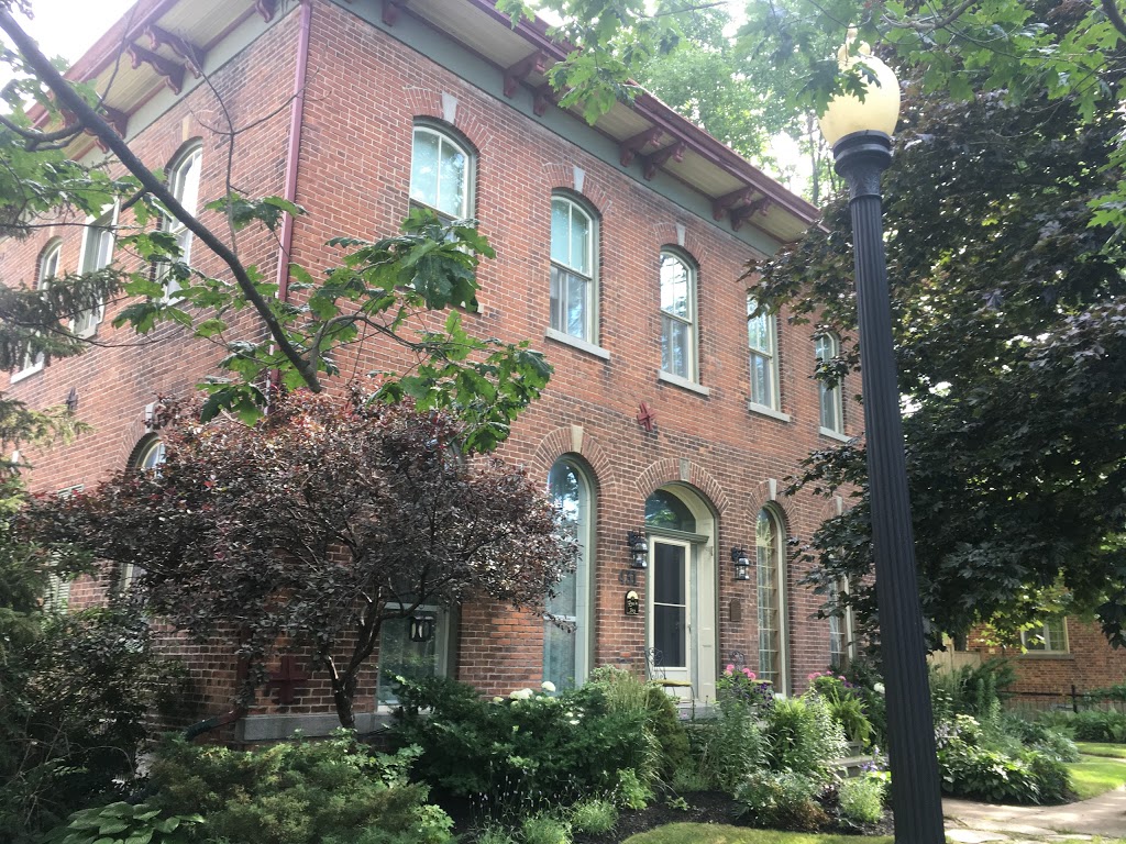 The Reeve Bed and Breakfast | 431 Queen St, Dunnville, ON N1A 1J2, Canada | Phone: (905) 931-2941