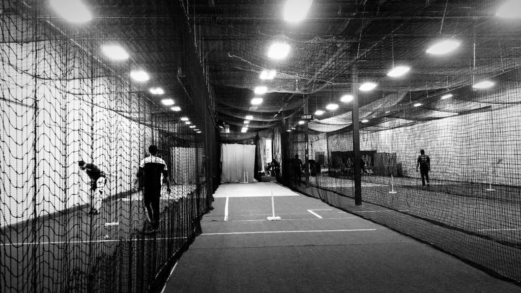 SOFF Indoor Cricket Facility | 1780 Sismet Rd Unit 3, Mississauga, ON L4W 1Y8, Canada | Phone: (647) 770-5369