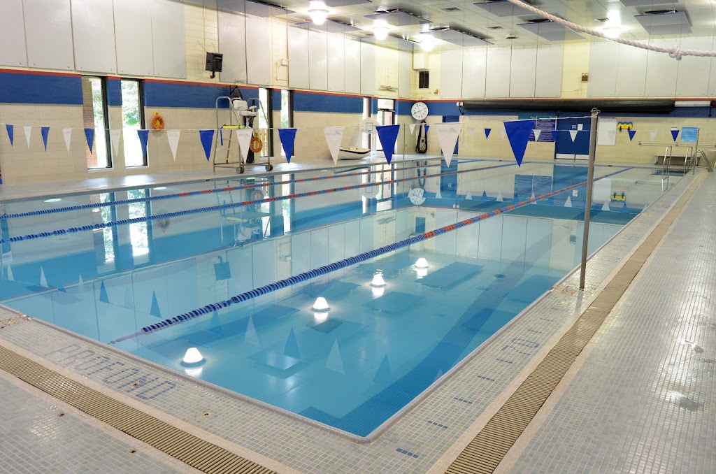 Pinecrest Recreation Complex | 2250 Torquay Ave, Ottawa, ON K2C 1J3, Canada | Phone: (613) 580-9676