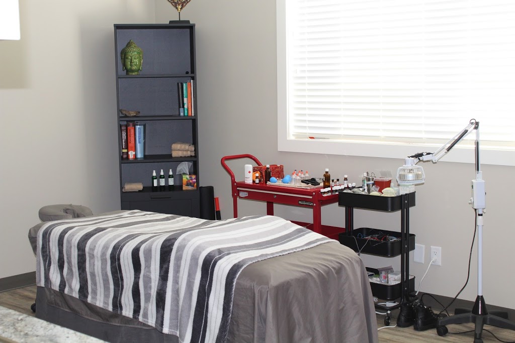 Foothills Family Chiropractic | 938 Centre St SE #5, High River, AB T1V 1E7, Canada | Phone: (403) 652-4636