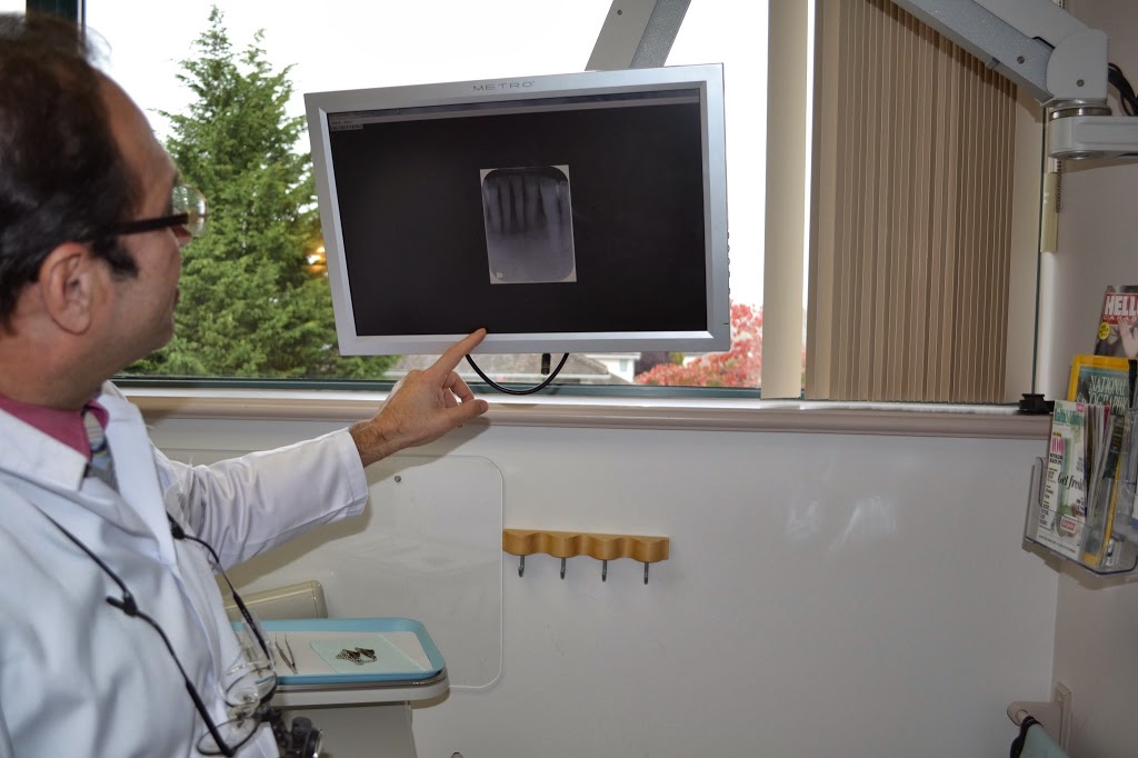 Brickyard Dental Clinic | 201 - 6010 Brickyard Rd, Nanaimo, BC V9V 1S5, Canada | Phone: (250) 751-8782