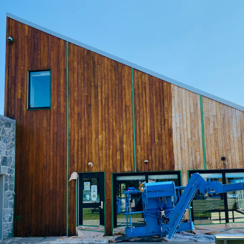 Bois Massif Québec | 1409 Rue Victoria, La Baie, QC G7B 3N3, Canada | Phone: (418) 551-2244