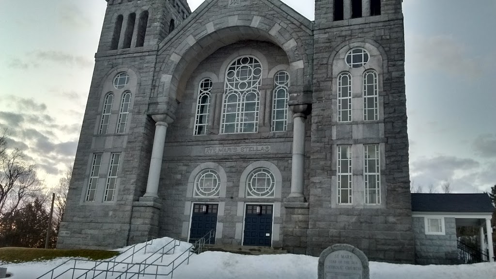 St Marys Catholic Church | 191 Clermont Terrace, Newport, VT 05855, USA | Phone: (802) 334-5066