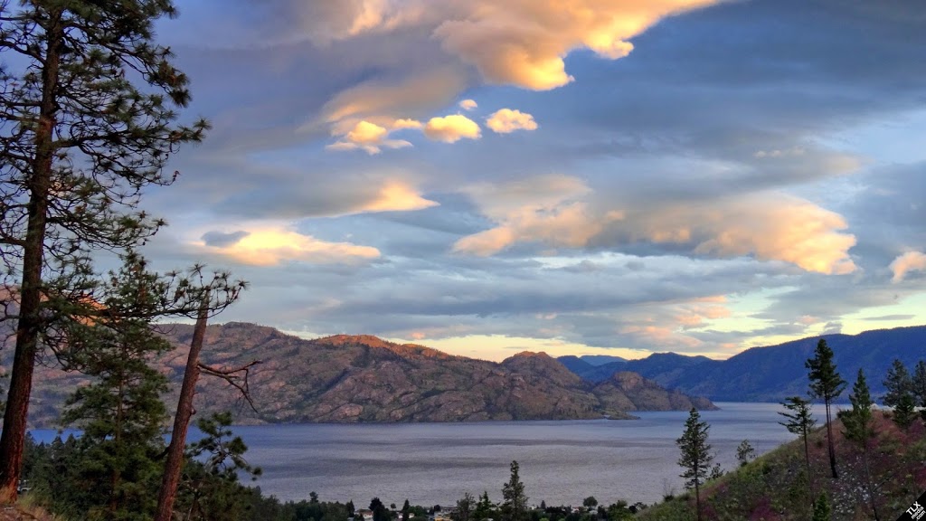The Log Home Retreat | 5146 MacKinnon Rd, Peachland, BC V0H 1X2, Canada