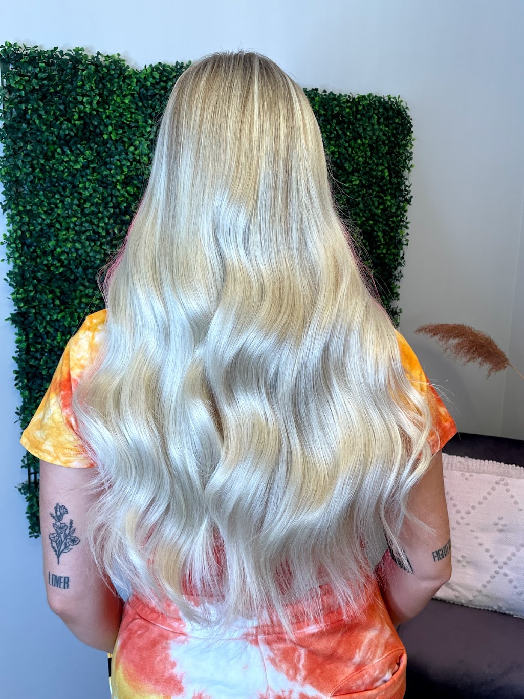 Mane Empire Luxury Hair Extensions Ottawa | 508 Kilbirnie Dr, Nepean, ON K2J 5R7, Canada | Phone: (819) 921-9600