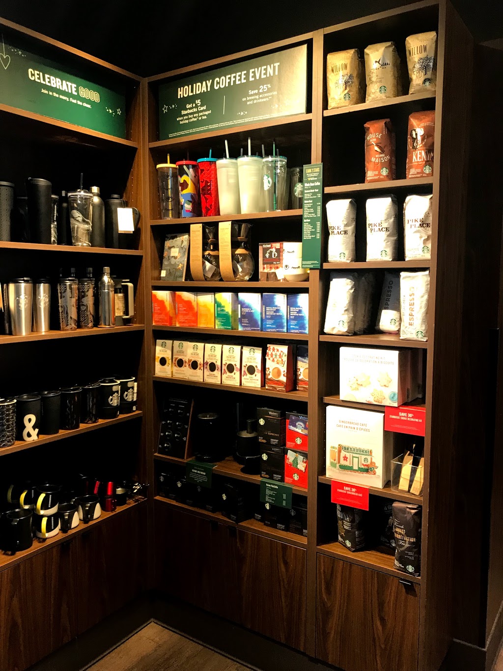 Starbucks | Piccadilly Mall 102, 1151 10 Ave SW, Salmon Arm, BC V1E 1T3, Canada | Phone: (250) 832-0328