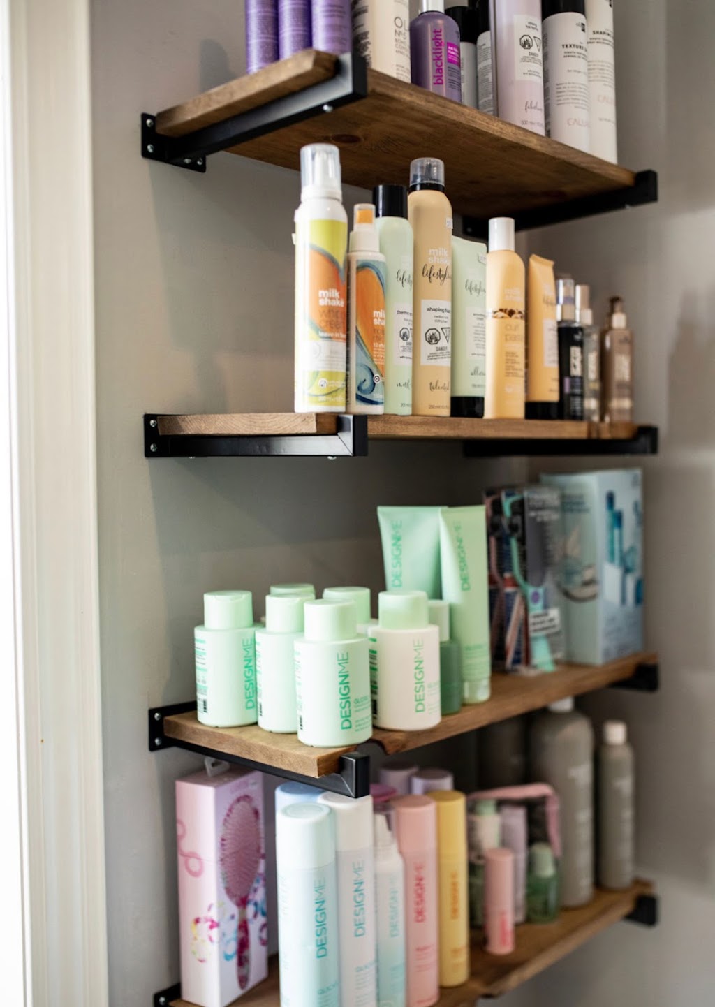 The Hair Collective | 474 St James St, London, ON N5Y 3P1, Canada | Phone: (226) 577-8315