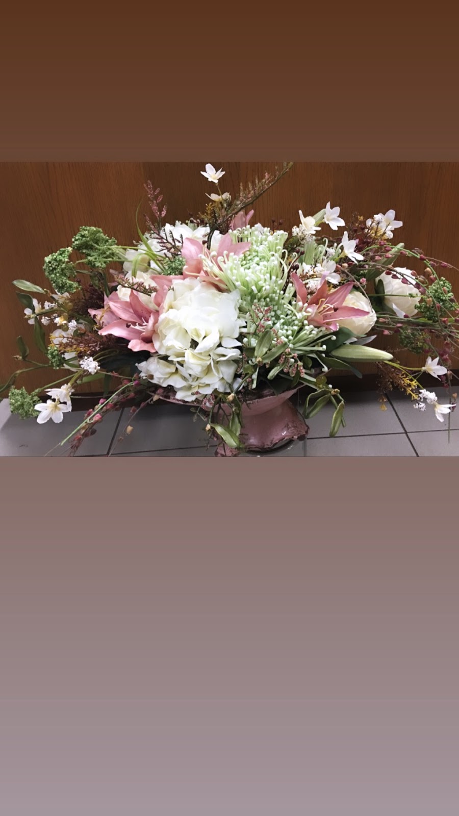 Simonas Flowers & Home Accents | 164 Talbot St E, Leamington, ON N8H 1M2, Canada | Phone: (519) 326-0750