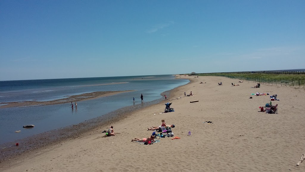 Au Bord de la Baie | 860 NB-475, Baie de Bouctouche, NB E4S 4P8, Canada | Phone: (506) 866-4493