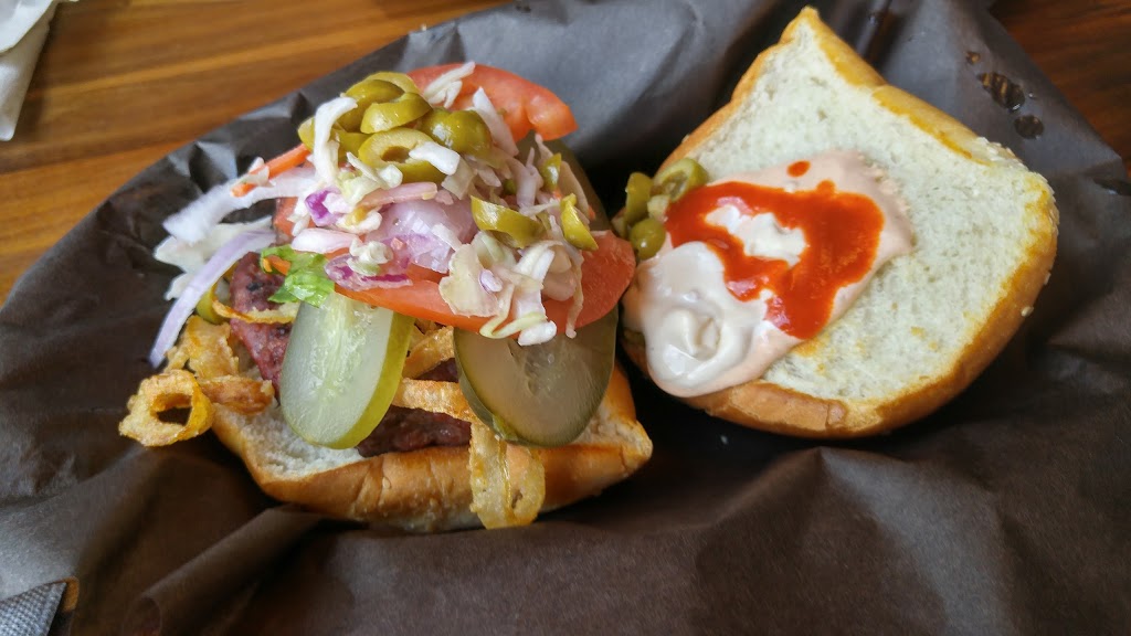 Woodys Burgers | 3795 Lake Shore Blvd W, Etobicoke, ON M8W 1R2, Canada | Phone: (416) 546-2093